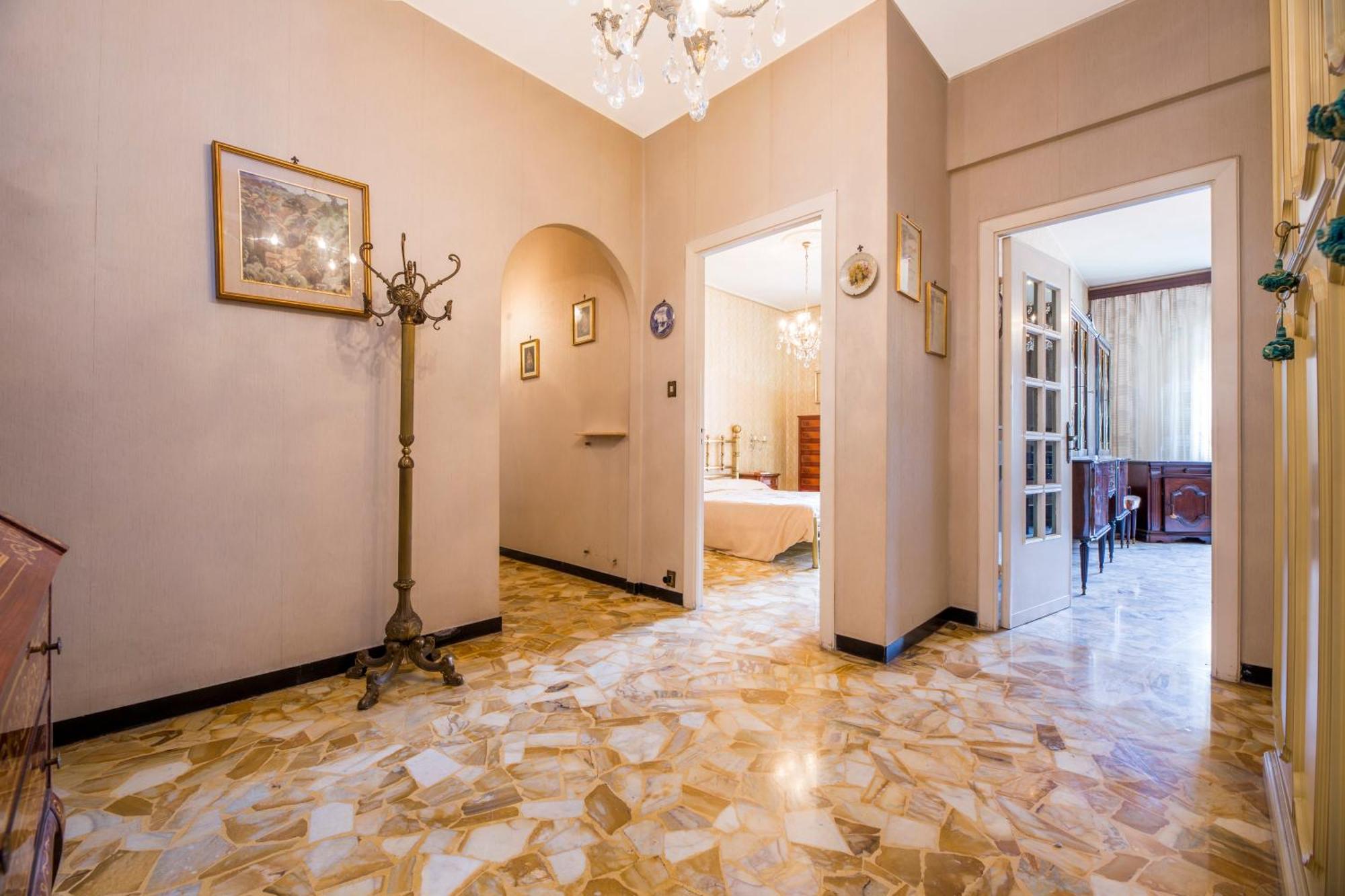 Appartement Trilocale Con Vista - 10 Min Centro Genua
